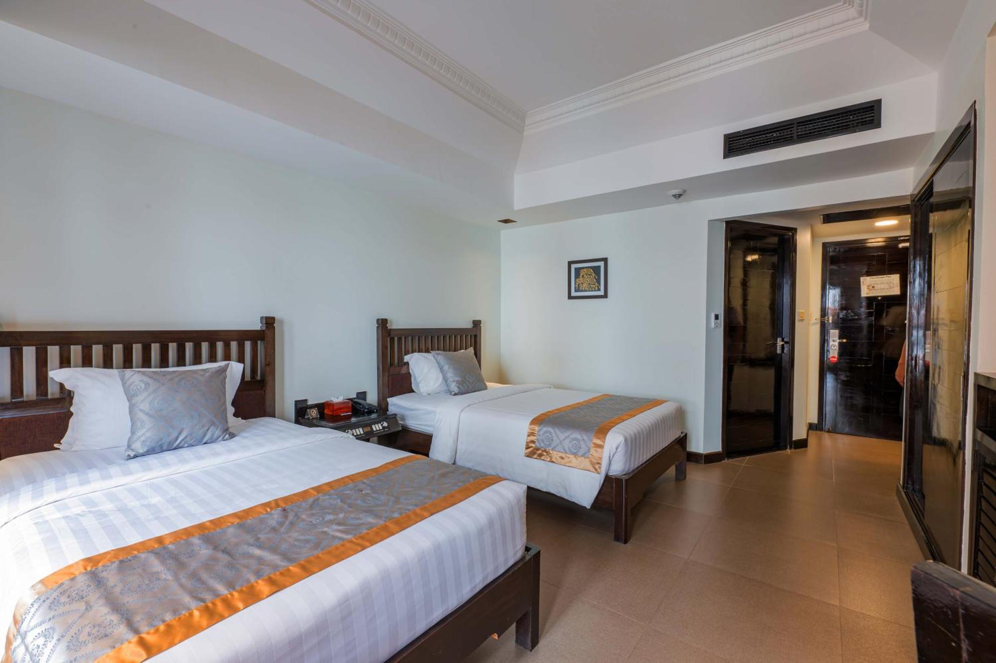 Sokchea Angkor Hotel Сием Реап Екстериор снимка